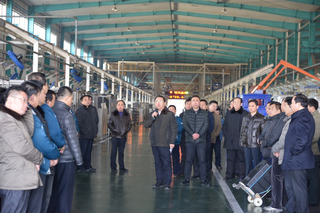 時(shí)風(fēng)集團(tuán)舉辦中層領(lǐng)導(dǎo)干部現(xiàn)場(chǎng)觀摩活動(dòng)